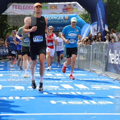 29.06.2025 - hella hamburg halbmarathon Strokosch-Dieckow http://msf.ph/oto/8441546 29.06.2025 10:40:37 Ziel 1882, 1912, 2324, 2714, 2750, 4843, 4889, 5026, 5745, 7284, 7622, 8629, 9294, 10900, 11767, 12365, 12540, 12865, 14092, 14272, 14820, 15015, 15164, 15351, 15493, 15542, 16201, 16249, 16599, 17214, 17724, 18192, 18399 meine-sportfotos.de