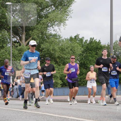 29.06.2025 - hella hamburg halbmarathon Luisa Fischer http://msf.ph/oto/8441638 29.06.2025 10:22:45 Kennedybrücke 5429, 428, 570, 344, 8537, 2795, 427, 11247, 2993, 2995, 1, 2405, 2795, 2918, 2993, 2995, 3446, 4170, 5178, 5397, 5429, 6939, 7248, 7249, 7836, 8427, 8537, 8778, 10594 meine-sportfotos.de
