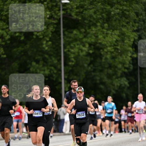 29.06.2025 - hella hamburg halbmarathon Dr. Thomas Lammeyer http://msf.ph/oto/8441747 29.06.2025 10:57:16 Kennedybrücke 2420, 2983, 2988, 3227, 3787, 4595, 6135, 6604, 7032, 7511, 7690, 7735, 7871, 9340, 10080, 10417, 10568, 10879, 10884, 10981 meine-sportfotos.de