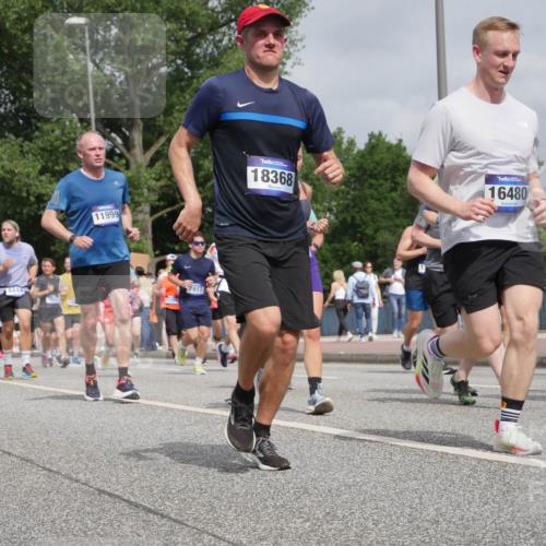 29.06.2025 - hella hamburg halbmarathon Luisa Fischer http://msf.ph/oto/8441799 29.06.2025 10:23:04 Kennedybrücke 123, 6444, 11999, 7917, 18368, 16480, 7137, 145, 1145, 3678, 4539, 4614, 5123, 5251, 5556, 5834, 5849, 5878, 6444, 6796, 6797, 6872, 6874, 7137, 7647, 7917, 10622 meine-sportfotos.de