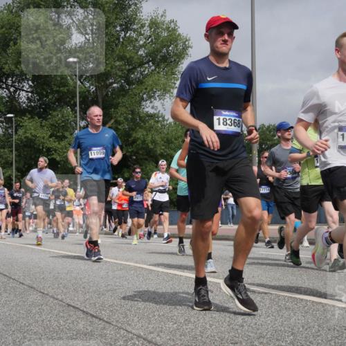 29.06.2025 - hella hamburg halbmarathon Luisa Fischer http://msf.ph/oto/8441803 29.06.2025 10:23:04 Kennedybrücke 1102, 6444, 11999, 18368, 17454, 7917, 17714, 5556, 16480, 7137, 1145, 3678, 4539, 4614, 5123, 5251, 5556, 5834, 5849, 5878, 6444, 6796, 6797, 6872, 6874, 7137, 7647, 7917, 10622 meine-sportfotos.de