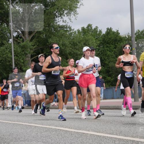 29.06.2025 - hella hamburg halbmarathon Luisa Fischer http://msf.ph/oto/8441960 29.06.2025 10:23:17 Kennedybrücke 585, 5659, 7519, 8462, 10550, 18114, 97, 4737, 4739, 08, 196, 16714, 1110, 178, 1110, 1115, 2357, 3278, 4585, 4737, 4739, 5659, 7519, 7744, 7808, 8387, 9136, 9196, 9735, 10414, 10550 meine-sportfotos.de