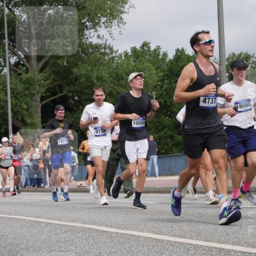 29.06.2025 - hella hamburg halbmarathon Luisa Fischer http://msf.ph/oto/8441975 29.06.2025 10:23:19 Kennedybrücke 4585, 659, 751, 462, 10550, 9735, 18114, 4737, 18698, 4739, 1110, 1115, 2357, 4585, 4737, 4739, 5659, 7519, 7739, 7808, 8387, 8462, 9136, 9196, 9735, 10414, 10550 meine-sportfotos.de