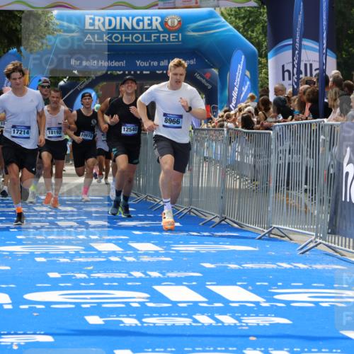 29.06.2025 - hella hamburg halbmarathon Strokosch-Dieckow http://msf.ph/oto/8442048 29.06.2025 10:40:28 Ziel 6649, 7284, 8370, 8966, 10978, 11767, 12365, 12540, 14924, 15015, 15164, 15247, 17214, 17245, 17916, 18192 meine-sportfotos.de