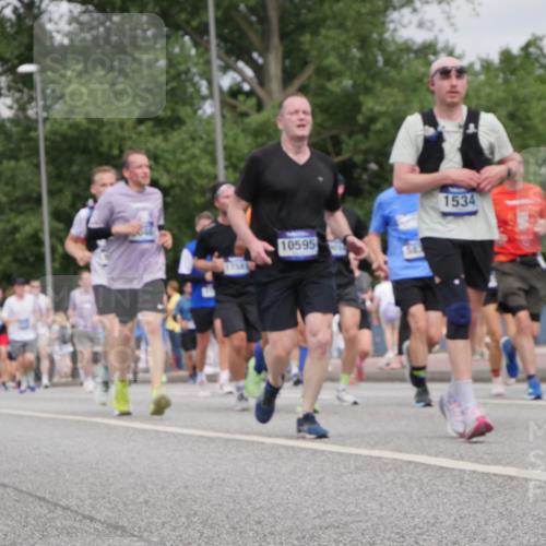 29.06.2025 - hella hamburg halbmarathon Luisa Fischer http://msf.ph/oto/8442089 29.06.2025 10:23:31 Kennedybrücke 10595, 1534, 1046, 1069, 1154, 1471, 1474, 1534, 2064, 3733, 4422, 5831, 5937, 7101, 7739, 8462, 8588, 8738, 10041, 10595 meine-sportfotos.de