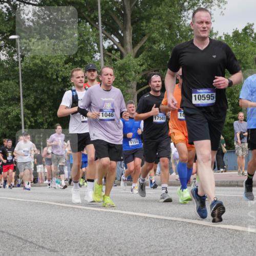 29.06.2025 - hella hamburg halbmarathon Luisa Fischer http://msf.ph/oto/8442100 29.06.2025 10:23:32 Kennedybrücke 19132, 1046, 1154, 17581, 10, 10595, 15, 583, 1046, 1069, 1154, 1471, 1474, 1534, 2064, 3733, 4422, 5831, 5937, 7101, 8588, 8738, 10041, 10595 meine-sportfotos.de