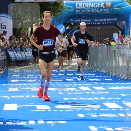 29.06.2025 - hella hamburg halbmarathon Strokosch-Dieckow http://msf.ph/oto/8442138 29.06.2025 10:40:25 Ziel 6649, 7284, 8370, 8966, 10978, 11767, 12365, 12540, 14924, 15164, 15247, 17214, 17245, 17916, 18192 meine-sportfotos.de