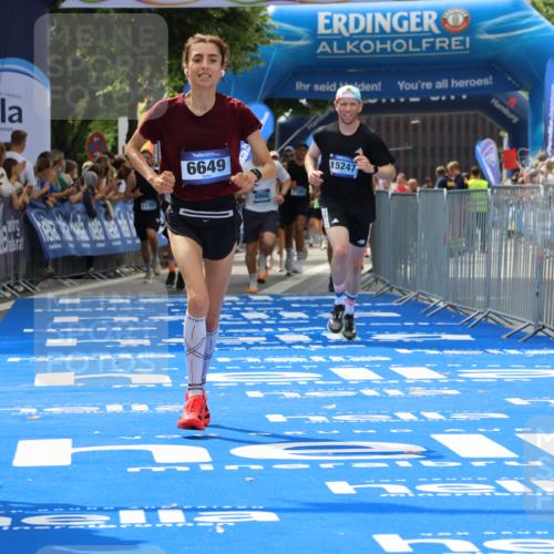 29.06.2025 - hella hamburg halbmarathon Strokosch-Dieckow http://msf.ph/oto/8442154 29.06.2025 10:40:25 Ziel 6649, 7284, 8370, 8966, 10978, 11767, 12365, 12540, 14924, 15164, 15247, 17214, 17245, 17916, 18192 meine-sportfotos.de