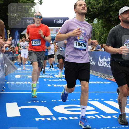 29.06.2025 - hella hamburg halbmarathon Strokosch-Dieckow http://msf.ph/oto/8442283 29.06.2025 10:49:28 Ziel 1342, 1476, 2516, 2592, 2596, 2878, 2889, 5705, 8437, 8689, 8813, 9038, 9649, 11339, 11340, 11679, 11779, 12094, 12670, 13233, 13269, 14562, 14838, 15392, 15784, 15857, 15894, 15966, 16114, 16592, 16738, 16891, 17001, 18476, 18887, 18960 meine-sportfotos.de