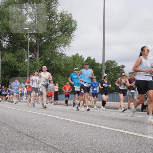 29.06.2025 - hella hamburg halbmarathon Luisa Fischer http://msf.ph/oto/8442522 29.06.2025 10:24:03 Kennedybrücke 11692, 8724, 18397, 15020, 378, 2923, 18620, 10350, 13448, 17913, 58, 2025, 18305, 2101, 2325, 2923, 2986, 3161, 3781, 4082, 5812, 6275, 6308, 8113, 8146, 8724, 9981, 10350, 10585 meine-sportfotos.de