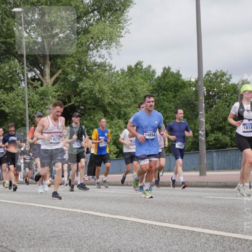 29.06.2025 - hella hamburg halbmarathon Luisa Fischer http://msf.ph/oto/8442605 29.06.2025 10:24:08 Kennedybrücke 15572, 10602, 4615, 121, 14278, 14894, 17367, 6275, 630, 4082, 18141, 3453, 316, 1266, 2325, 2383, 2923, 2986, 3161, 3247, 3781, 3813, 4082, 4350, 5625, 6275, 6308, 7608, 8724, 9501, 10350, 10602 meine-sportfotos.de