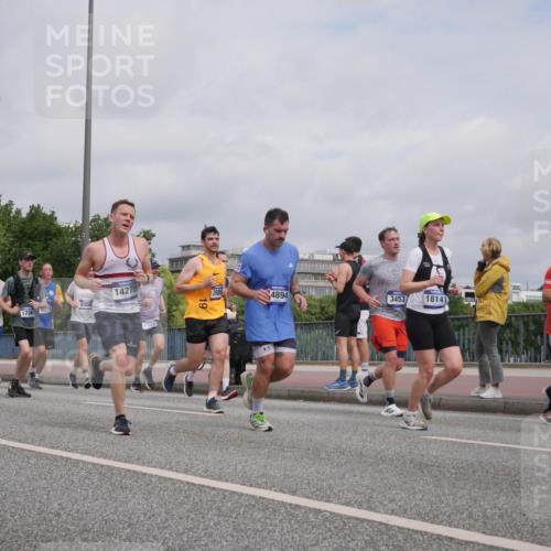 29.06.2025 - hella hamburg halbmarathon Luisa Fischer http://msf.ph/oto/8442635 29.06.2025 10:24:09 Kennedybrücke 12175, 813, 6275, 17361, 6308, 14278, 2325, 19, 2986, 4894, 3453, 18141, 18397, 14, 1266, 2325, 2383, 2923, 2986, 3161, 3247, 3434, 3781, 3813, 4082, 4350, 5625, 6275, 6308, 7608, 8724, 9501, 10350, 10602 meine-sportfotos.de