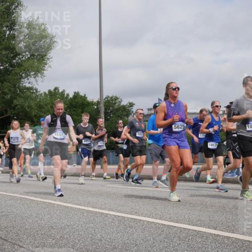 29.06.2025 - hella hamburg halbmarathon Luisa Fischer http://msf.ph/oto/8442715 29.06.2025 10:24:14 Kennedybrücke 15572, 3434, 14819, 4350, 15244, 12844, 9501, 5625, 2383, 19125, 10602, 1266, 1658, 2325, 2383, 2986, 3247, 3434, 3813, 4082, 4350, 5041, 5625, 5767, 6275, 6308, 7018, 7608, 8726, 8844, 9100, 9501, 10602 meine-sportfotos.de