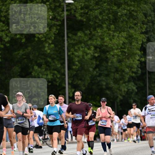 29.06.2025 - hella hamburg halbmarathon Dr. Thomas Lammeyer http://msf.ph/oto/8442801 29.06.2025 10:57:26 Kennedybrücke 2420, 2983, 4595, 6135, 6604, 7032, 7039, 7511, 7690, 7871, 9368, 10080, 10417, 10490, 10568, 10879, 10981, 11268 meine-sportfotos.de