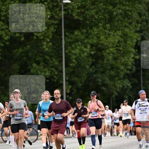29.06.2025 - hella hamburg halbmarathon Dr. Thomas Lammeyer http://msf.ph/oto/8442830 29.06.2025 10:57:27 Kennedybrücke 2291, 2420, 2983, 4595, 6135, 6604, 7032, 7039, 7511, 7690, 9368, 10080, 10417, 10490, 10568, 10879, 10981, 11268 meine-sportfotos.de