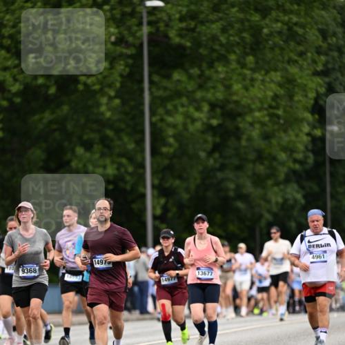 29.06.2025 - hella hamburg halbmarathon Dr. Thomas Lammeyer http://msf.ph/oto/8442875 29.06.2025 10:57:27 Kennedybrücke 2291, 2420, 2983, 4595, 6135, 6604, 7032, 7039, 7511, 7690, 9368, 10080, 10417, 10490, 10568, 10879, 10981, 11268 meine-sportfotos.de