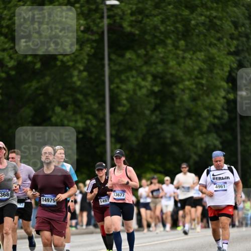 29.06.2025 - hella hamburg halbmarathon Dr. Thomas Lammeyer http://msf.ph/oto/8442935 29.06.2025 10:57:28 Kennedybrücke 2291, 2420, 2983, 4595, 6135, 6604, 7032, 7039, 7511, 7690, 9368, 10080, 10417, 10490, 10568, 10879, 10981, 11268 meine-sportfotos.de