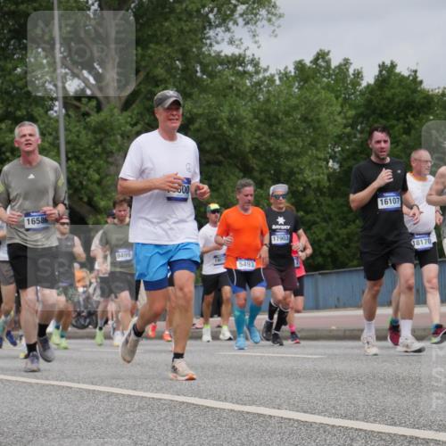 29.06.2025 - hella hamburg halbmarathon Luisa Fischer http://msf.ph/oto/8442979 29.06.2025 10:24:42 Kennedybrücke 16586, 9499, 600, 19012, 5493, 17903, 16107, 18170, 2271, 1401, 2271, 3122, 3770, 3817, 4697, 4786, 5061, 5122, 5395, 5493, 5957, 6086, 7228, 7522, 8095, 8286, 9369, 9499, 9532, 10374, 10874 meine-sportfotos.de