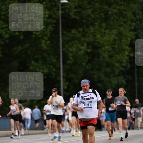 29.06.2025 - hella hamburg halbmarathon Dr. Thomas Lammeyer http://msf.ph/oto/8443327 29.06.2025 10:57:32 Kennedybrücke 2291, 2420, 4595, 6041, 6044, 7032, 7039, 7690, 7890, 8414, 9368, 10080, 10417, 10490, 10568, 10879, 10981, 11268 meine-sportfotos.de