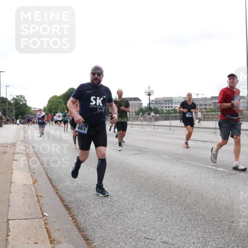 29.06.2025 - hella hamburg halbmarathon Lena Gebhardt http://msf.ph/oto/8443459 29.06.2025 10:29:42 Lombardsbrücke 12086, 1661, 1063, 1097, 1230, 1661, 1694, 2302, 2699, 3179, 3311, 3524, 3613, 4349, 4373, 4395, 4580, 5063, 5350, 6285, 6725, 7449, 7517, 7832, 8388, 8812, 8941, 9095, 9714, 9937, 10322, 10641, 10808, 10996, 11249, 11269, 11376, 11444, 11634, 11792, 11803, 11989, 12086, 12216, 12227, 12305, 12537, 12958, 13031, 13382, 13810, 14644, 15266, 16306, 16659, 16662, 16676, 17496, 17529, 17945, 18298, 18299, 18385, 18414 meine-sportfotos.de