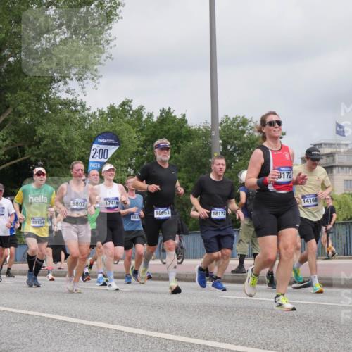 29.06.2025 - hella hamburg halbmarathon Luisa Fischer http://msf.ph/oto/8443484 29.06.2025 10:25:23 Kennedybrücke 2172, 6805, 19154, 2, 00, 9807, 17416, 18661, 18172, 1837, 3172, 14168, 17335, 1294, 1419, 1963, 2063, 2172, 2919, 3108, 3172, 3735, 3768, 3946, 4114, 4556, 5079, 6030, 6676, 6805, 6849, 7794, 8884, 8954, 9204, 9516, 9807, 10710 meine-sportfotos.de