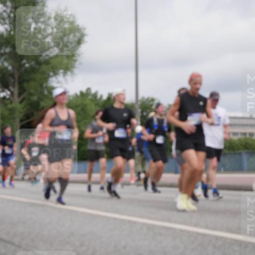29.06.2025 - hella hamburg halbmarathon Luisa Fischer http://msf.ph/oto/8443558 29.06.2025 10:25:28 Kennedybrücke 1419, 1598, 2172, 3108, 3458, 3735, 3768, 3910, 3946, 4113, 4114, 4556, 4829, 5079, 6030, 6303, 6805, 6849, 6977, 7097, 7162, 7794, 9204, 9516, 9807, 10241, 10663, 10710 meine-sportfotos.de