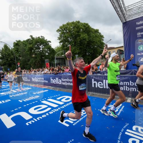 29.06.2025 - hella hamburg halbmarathon Zöllner http://msf.ph/oto/8443737 29.06.2025 10:56:57 Ziel 1955, 2282, 2741, 2759, 5033, 5418, 6835, 7716, 11043, 13816, 14678, 15097, 16008, 16009, 16620, 16679 meine-sportfotos.de