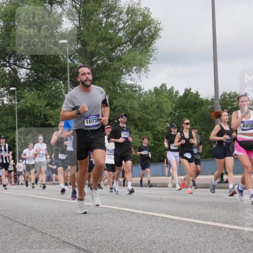 29.06.2025 - hella hamburg halbmarathon Luisa Fischer http://msf.ph/oto/8443747 29.06.2025 10:25:43 Kennedybrücke 17068, 10739, 16416, 17291, 11798, 4970, 10065, 13472, 43, 131, 0210, 8855, 2479, 3995, 4131, 4366, 4559, 4970, 6049, 6307, 6820, 6826, 6899, 7925, 8511, 8855, 8931, 10065, 10210, 10739 meine-sportfotos.de