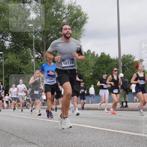 29.06.2025 - hella hamburg halbmarathon Luisa Fischer http://msf.ph/oto/8443755 29.06.2025 10:25:44 Kennedybrücke 068, 1641, 6347, 11798, 4970, 15661, 10739, 6143, 4366, 4131, 15114, 8855, 2479, 3995, 4131, 4366, 4559, 4970, 6049, 6820, 6826, 6899, 7276, 7925, 8855, 8931, 10065, 10210, 10739 meine-sportfotos.de