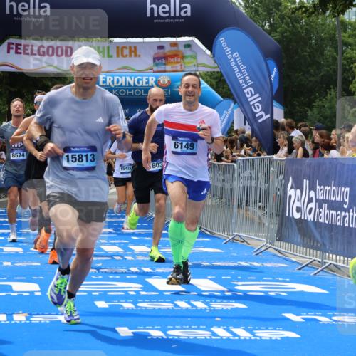 29.06.2025 - hella hamburg halbmarathon Strokosch-Dieckow http://msf.ph/oto/8443902 29.06.2025 10:39:53 Ziel 1603, 1975, 2525, 2563, 2573, 3626, 4766, 5375, 6149, 7981, 8467, 8574, 11714, 15421, 15813 meine-sportfotos.de