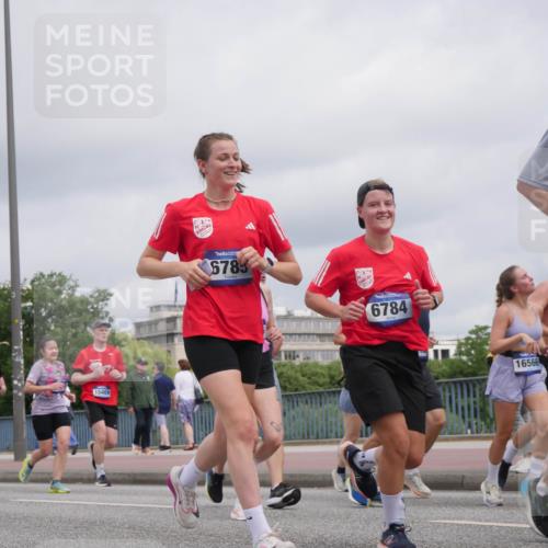 29.06.2025 - hella hamburg halbmarathon Luisa Fischer http://msf.ph/oto/8444241 29.06.2025 10:26:16 Kennedybrücke 5223, 7919, 15469, 6785, 6784, 16566, 1029, 1372, 1853, 2022, 2294, 5223, 5629, 5798, 6578, 6784, 6785, 7266, 7919, 8355, 8715, 10088 meine-sportfotos.de