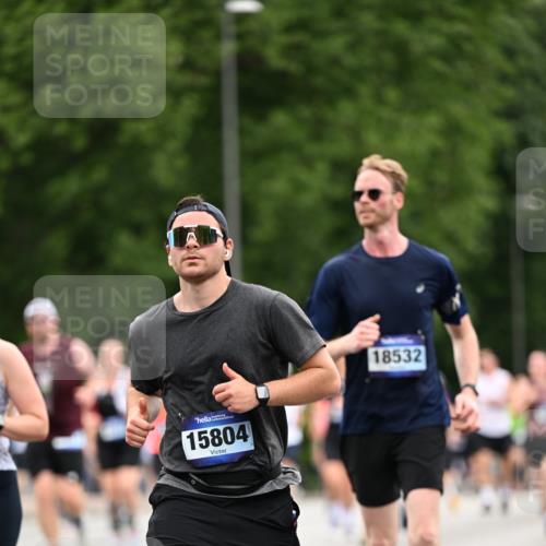 29.06.2025 - hella hamburg halbmarathon Dr. Thomas Lammeyer http://msf.ph/oto/8444261 29.06.2025 10:57:52 Kennedybrücke 1753, 1900, 2291, 2528, 2701, 3226, 4591, 5562, 6041, 6044, 6913, 7039, 7068, 7611, 7876, 7890, 8212, 8414, 8515, 8906, 9103, 9545, 9685, 10175, 10490, 11268 meine-sportfotos.de