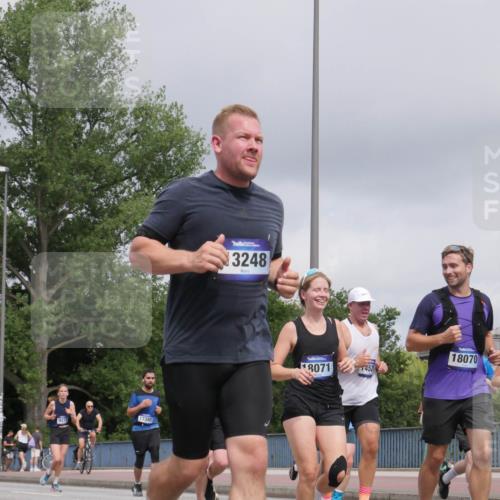 29.06.2025 - hella hamburg halbmarathon Luisa Fischer http://msf.ph/oto/8445075 29.06.2025 10:27:03 Kennedybrücke 9217, 17385, 3248, 8071, 1452, 18070, 3034, 3285, 4464, 4684, 5406, 6502, 7021, 7029, 9217, 10649 meine-sportfotos.de