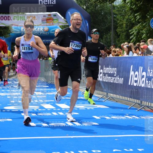 29.06.2025 - hella hamburg halbmarathon Strokosch-Dieckow http://msf.ph/oto/8445083 29.06.2025 10:39:35 Ziel 1343, 1358, 4398, 4888, 7152, 7154, 9116, 9265, 11284, 11806, 14077, 15094, 15336, 15435, 15828, 15965, 16580, 16761, 17215, 17360, 17425, 18154, 18285, 18803 meine-sportfotos.de