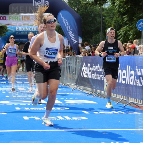 29.06.2025 - hella hamburg halbmarathon Strokosch-Dieckow http://msf.ph/oto/8445206 29.06.2025 10:39:34 Ziel 1343, 1358, 4398, 4888, 7152, 7154, 9116, 9265, 11284, 11806, 14077, 15094, 15336, 15828, 15965, 16761, 17215, 17360, 17425, 18154, 18285, 18803 meine-sportfotos.de