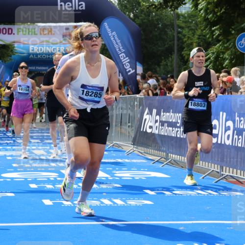 29.06.2025 - hella hamburg halbmarathon Strokosch-Dieckow http://msf.ph/oto/8445223 29.06.2025 10:39:34 Ziel 1343, 1358, 4398, 4888, 7152, 7154, 9116, 9265, 11284, 11806, 14077, 15094, 15336, 15828, 15965, 16761, 17215, 17360, 17425, 18154, 18285, 18803 meine-sportfotos.de