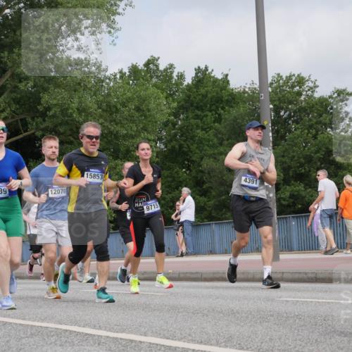 29.06.2025 - hella hamburg halbmarathon Luisa Fischer http://msf.ph/oto/8445236 29.06.2025 10:27:17 Kennedybrücke 4122, 009, 15853, 15739, 12070, 9715, 4391, 1005, 1009, 1304, 1444, 2108, 2489, 3185, 4122, 4391, 4597, 5661, 7013, 8031, 8149, 8676, 9715 meine-sportfotos.de