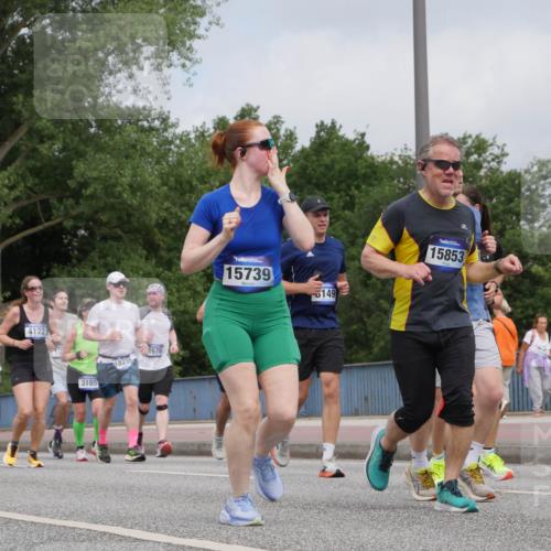 29.06.2025 - hella hamburg halbmarathon Luisa Fischer http://msf.ph/oto/8445257 29.06.2025 10:27:19 Kennedybrücke 1005, 4122, 3185, 18210, 8676, 15739, 5149, 15853, 1005, 1009, 1304, 1444, 2108, 2489, 2766, 3185, 4122, 4391, 4597, 5661, 7013, 8031, 8149, 8676, 9715 meine-sportfotos.de