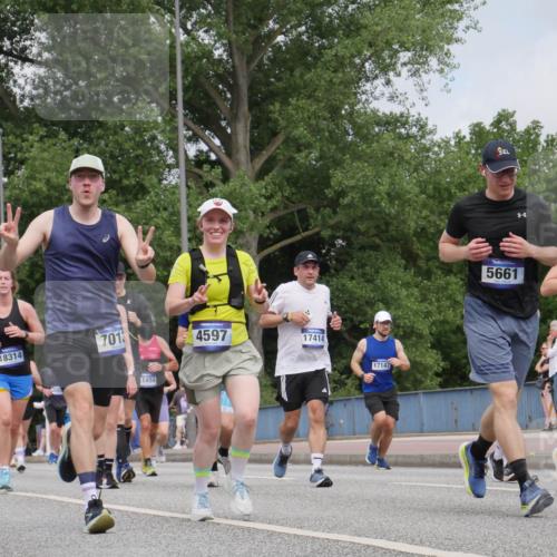 29.06.2025 - hella hamburg halbmarathon Luisa Fischer http://msf.ph/oto/8445316 29.06.2025 10:27:22 Kennedybrücke 5055, 18314, 7013, 1454, 4597, 17414, 17147, 5661, 4122, 3, 1005, 1009, 1304, 2108, 2766, 3185, 4122, 4391, 4597, 5661, 7013, 8149, 8676, 8717, 9603, 9715 meine-sportfotos.de
