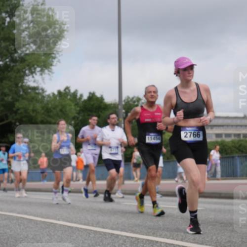 29.06.2025 - hella hamburg halbmarathon Luisa Fischer http://msf.ph/oto/8445410 29.06.2025 10:27:28 Kennedybrücke 11454, 2766, 1005, 1009, 1304, 1545, 2766, 3579, 4122, 4993, 5055, 5160, 8141, 8297, 8676, 8717, 9603 meine-sportfotos.de