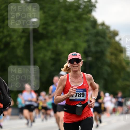 29.06.2025 - hella hamburg halbmarathon Dr. Thomas Lammeyer http://msf.ph/oto/8445547 29.06.2025 10:58:15 Kennedybrücke 1017, 1744, 1789, 1900, 1984, 2079, 2146, 2372, 2528, 2701, 2761, 3187, 3226, 4591, 4626, 4685, 4801, 5514, 5804, 5817, 5857, 5993, 6273, 7068, 7876, 8189, 8906, 8924, 9138, 9531, 9771, 10175, 10207, 11390 meine-sportfotos.de