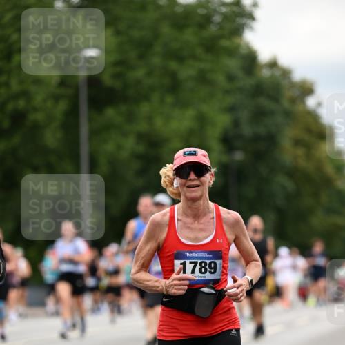 29.06.2025 - hella hamburg halbmarathon Dr. Thomas Lammeyer http://msf.ph/oto/8445553 29.06.2025 10:58:15 Kennedybrücke 1017, 1744, 1789, 1900, 1984, 2079, 2146, 2372, 2528, 2701, 2761, 3187, 3226, 4591, 4626, 4685, 4801, 5514, 5804, 5817, 5857, 5993, 6273, 7068, 7876, 8189, 8906, 8924, 9138, 9531, 9771, 10175, 10207, 11390 meine-sportfotos.de