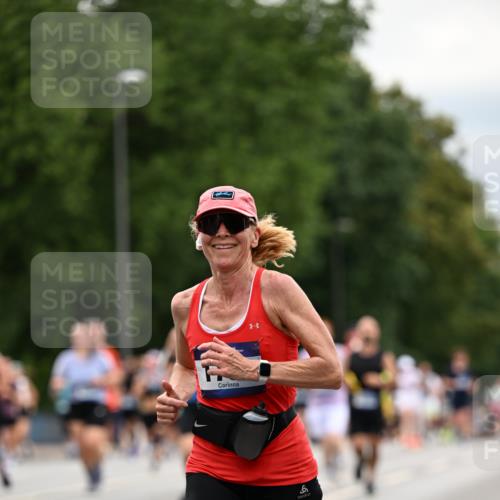 29.06.2025 - hella hamburg halbmarathon Dr. Thomas Lammeyer http://msf.ph/oto/8445577 29.06.2025 10:58:15 Kennedybrücke 1017, 1744, 1789, 1900, 1984, 2079, 2146, 2372, 2528, 2701, 2761, 3187, 3226, 4591, 4626, 4685, 4801, 5514, 5804, 5817, 5857, 5993, 6273, 7068, 7876, 8189, 8906, 8924, 9138, 9531, 9771, 10175, 10207, 11390 meine-sportfotos.de