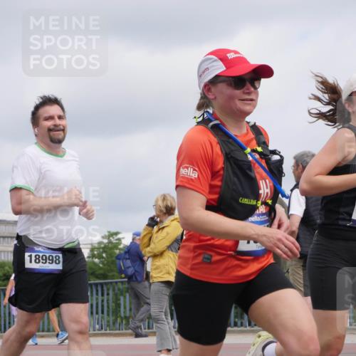 29.06.2025 - hella hamburg halbmarathon Luisa Fischer http://msf.ph/oto/8445586 29.06.2025 10:27:38 Kennedybrücke 18998, 210975, 12210, 1545, 4646, 4993, 5039, 5258, 5260, 5954, 8141, 8297, 8918, 8920 meine-sportfotos.de