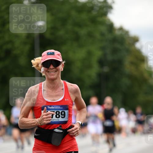 29.06.2025 - hella hamburg halbmarathon Dr. Thomas Lammeyer http://msf.ph/oto/8445591 29.06.2025 10:58:16 Kennedybrücke 1017, 1744, 1789, 1900, 1984, 2079, 2146, 2372, 2528, 2701, 2761, 3187, 3226, 4591, 4626, 4685, 4801, 5514, 5804, 5817, 5857, 5993, 6273, 7068, 7614, 7876, 8189, 8924, 9138, 9531, 9771, 10175, 10207, 11390 meine-sportfotos.de