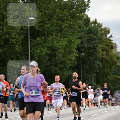 29.06.2025 - hella hamburg halbmarathon Dr. Thomas Lammeyer http://msf.ph/oto/8445698 29.06.2025 10:58:17 Kennedybrücke 1017, 1744, 1789, 1900, 1984, 2079, 2146, 2372, 2528, 2701, 2761, 3187, 4626, 4685, 4801, 5514, 5804, 5817, 5857, 5993, 6273, 7068, 7614, 7876, 8189, 8924, 9138, 9503, 9531, 9771, 10175, 10207, 11390 meine-sportfotos.de