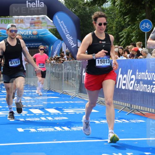 29.06.2025 - hella hamburg halbmarathon Strokosch-Dieckow http://msf.ph/oto/8445826 29.06.2025 10:39:25 Ziel 1343, 2546, 2972, 6037, 6152, 7152, 7154, 8346, 9116, 9265, 12335, 12372, 14359, 15013, 15336, 15866, 15965 meine-sportfotos.de
