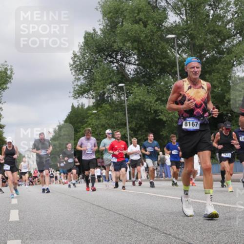 29.06.2025 - hella hamburg halbmarathon Luisa Fischer http://msf.ph/oto/8445992 29.06.2025 10:28:03 Kennedybrücke 6570, 1347, 8167, 1306, 9063, 15942, 17954, 3421, 7, 2477, 16558, 1395, 2477, 2944, 3421, 3786, 4221, 4719, 5358, 6524, 6526, 7528, 7975, 8167, 8502, 9063 meine-sportfotos.de