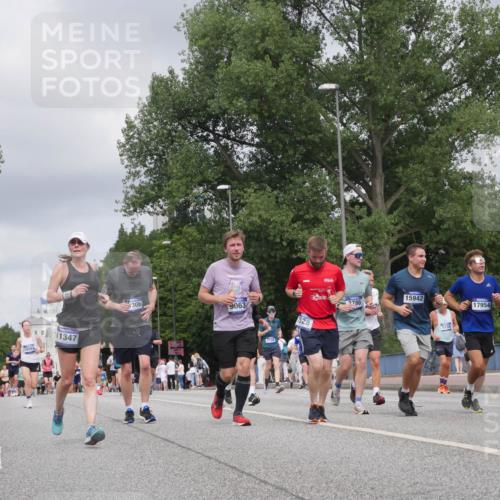 29.06.2025 - hella hamburg halbmarathon Luisa Fischer http://msf.ph/oto/8446066 29.06.2025 10:28:06 Kennedybrücke 6570, 15283, 11347, 306, 9063, 2132, 7528, 15942, 2786, 5138, 17954, 17850, 1395, 2477, 2944, 3421, 3786, 4221, 5138, 6524, 6526, 7528, 7975, 8167, 8502, 9063 meine-sportfotos.de