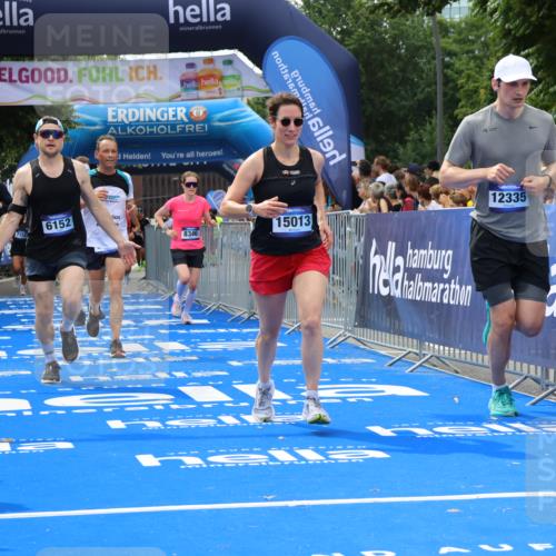29.06.2025 - hella hamburg halbmarathon Strokosch-Dieckow http://msf.ph/oto/8446116 29.06.2025 10:39:24 Ziel 1343, 2546, 2972, 6037, 6152, 8346, 9116, 12335, 12372, 14359, 15013, 15866, 15965 meine-sportfotos.de